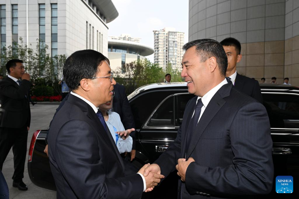 International guests leave Tianjin for Beijing to attend China's V-Day commemorations